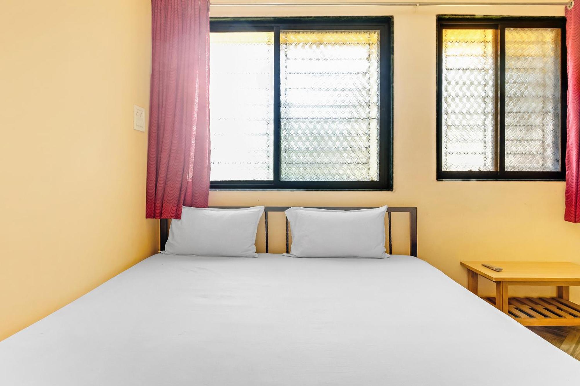 Hotel Spot On Harihar Lodging And Yatri Niwas Kolhápur Exteriér fotografie